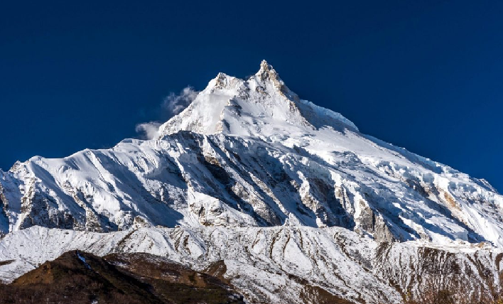 Mt Manaslu image